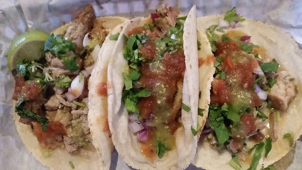 Taco Loco express mexican kitchen | restaurant | 2006 W Reynolds St #1, Plant City, FL 33563, USA | 8137528841 OR +1 813-752-8841