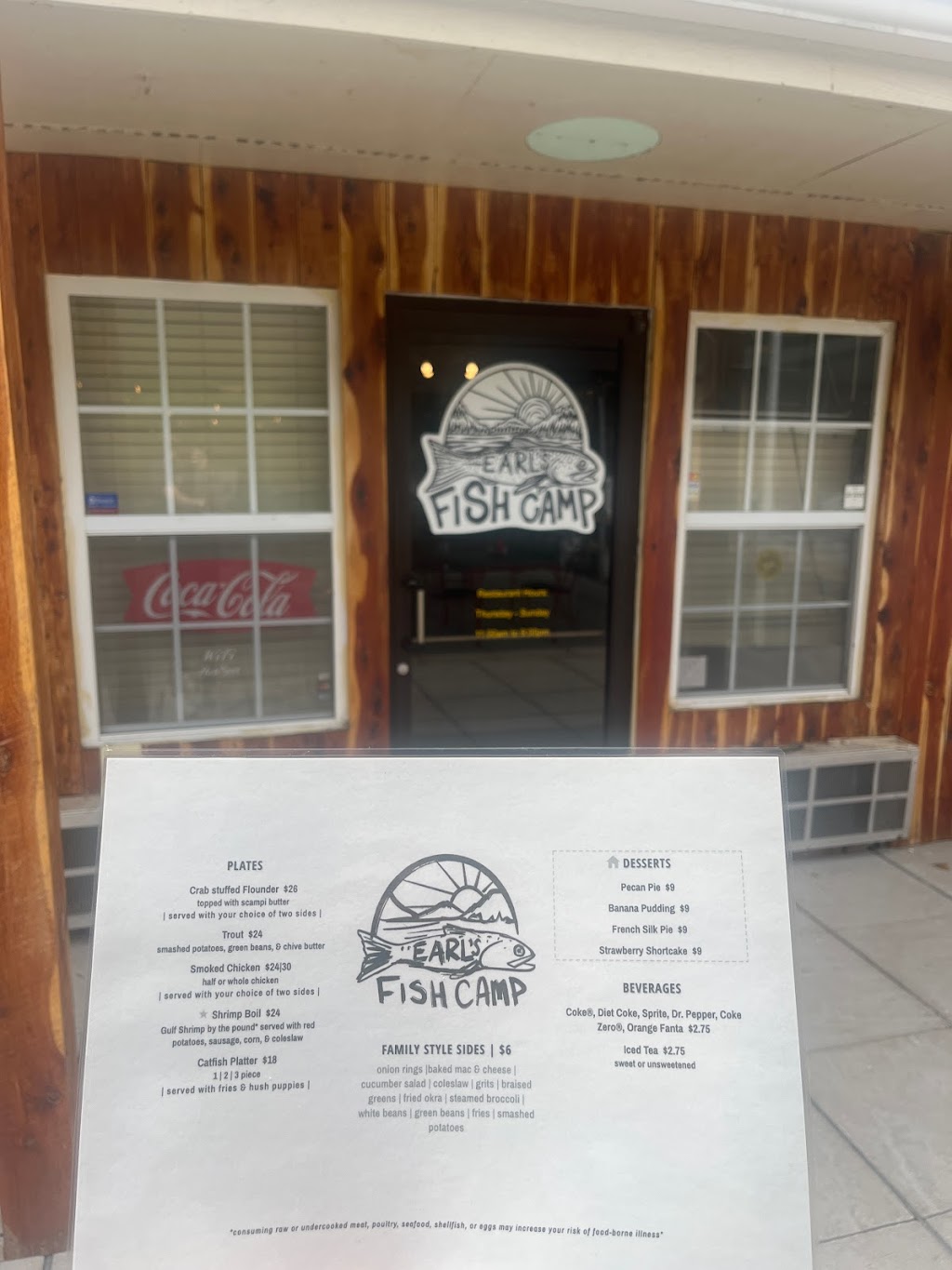 Earl’s Fish Camp | restaurant | 2100 Edgar Evins State Park Rd, Silver Point, TN 38582, USA | 9318582424 OR +1 931-858-2424