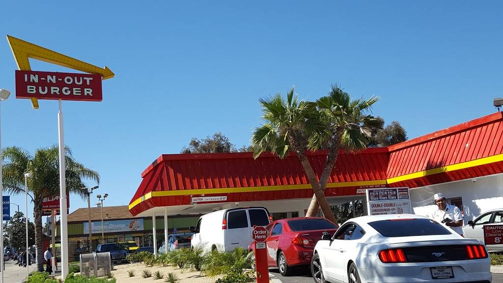 In-N-Out Burger | restaurant | 13651 Roscoe Blvd, Panorama City, CA 91402, USA | 8007861000 OR +1 800-786-1000