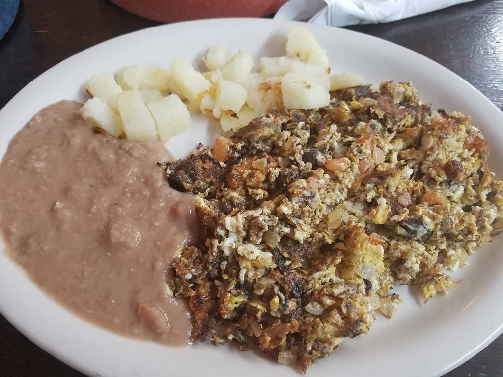 Los Carnales Taqueria & Restaurant | restaurant | 1121 N 1st St, Conroe, TX 77301, USA | 9367180874 OR +1 936-718-0874