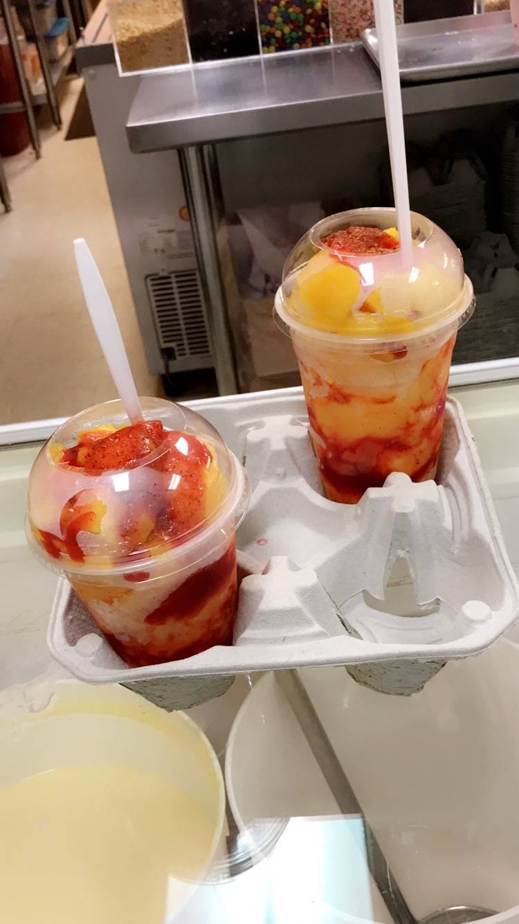 Paleteria Lindo Michoacan #2 | restaurant | 5246 W Fullerton Ave, Chicago, IL 60639, USA | 7736225423 OR +1 773-622-5423