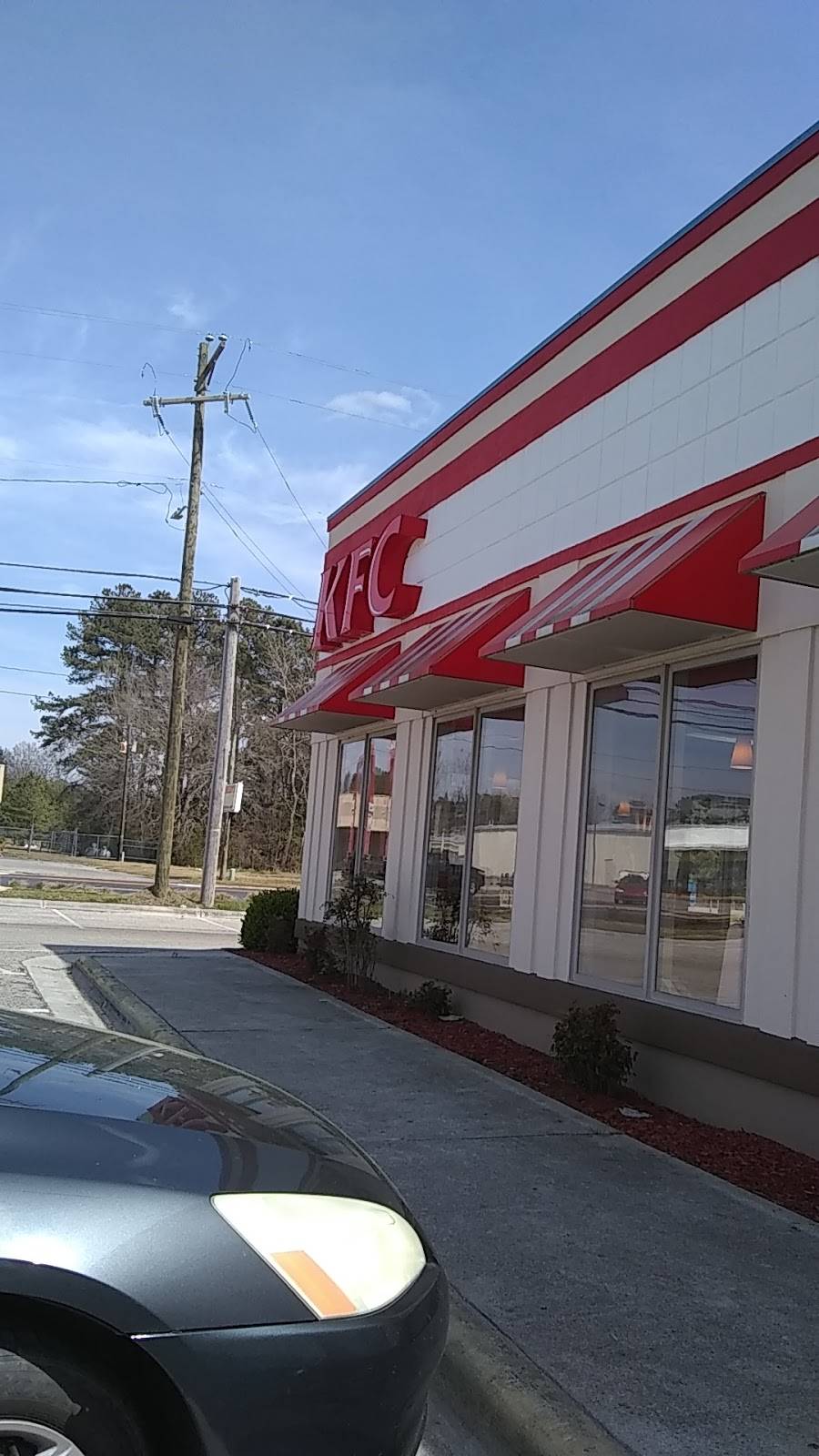 KFC | restaurant | 705 N Norwood St, Wallace, NC 28466, USA | 9102854992 OR +1 910-285-4992