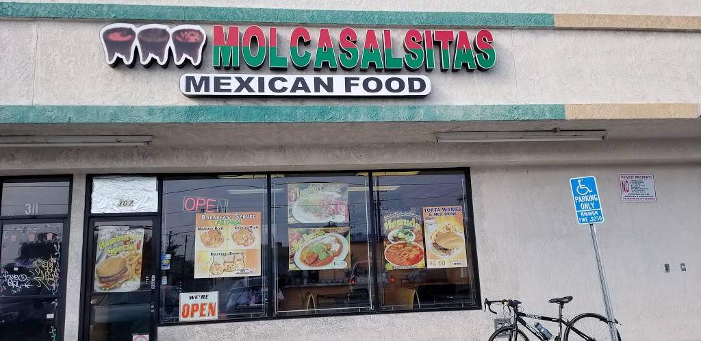 Molcasalsitas | restaurant | 307 S Brookhurst Rd, Fullerton, CA 92833, USA | 7144473700 OR +1 714-447-3700
