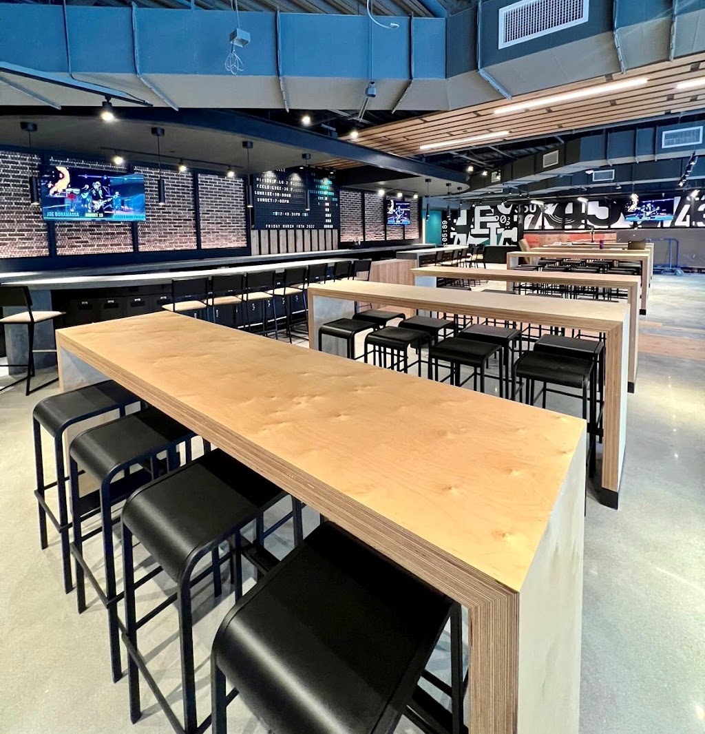 Broken Records | restaurant | 85 Guest St, Boston, MA 02135, USA | 6178707610 OR +1 617-870-7610