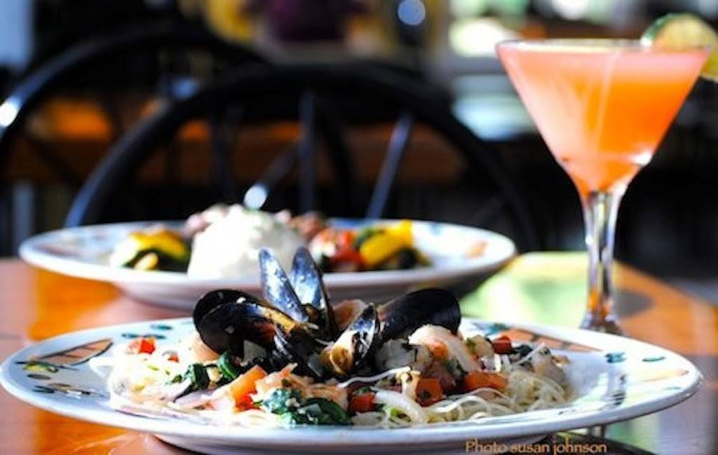 Gypsy Cab Company | restaurant | 828 Anastasia Blvd, St. Augustine, FL 32080, USA | 9048248244 OR +1 904-824-8244