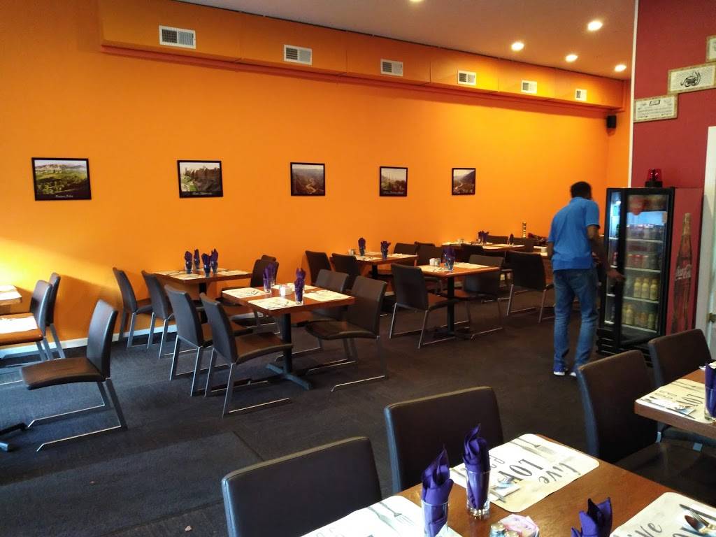Dogwood Cafe and Lounge | restaurant | 222 1st Ave S, Kent, WA 98032, USA | 2532774905 OR +1 253-277-4905