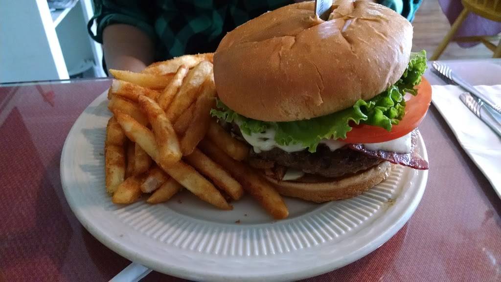 Lighthouse Deli | meal takeaway | 28 S Washington St, Sonora, CA 95370, USA | 2095321631 OR +1 209-532-1631