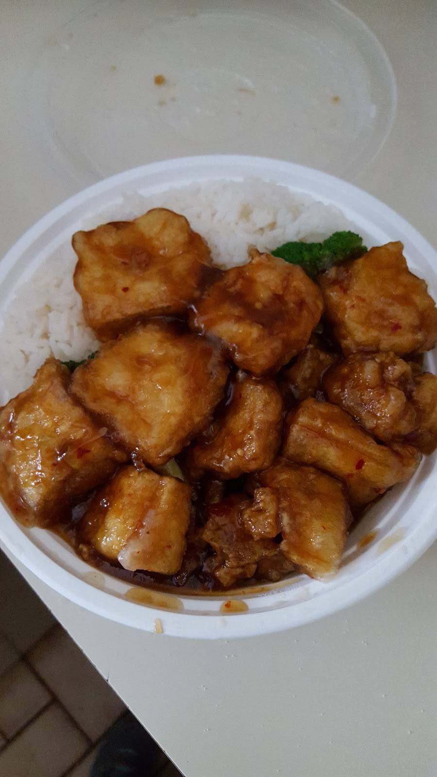 New China | restaurant | 284 N Maple St, Enfield, CT 06082, USA | 8607491668 OR +1 860-749-1668