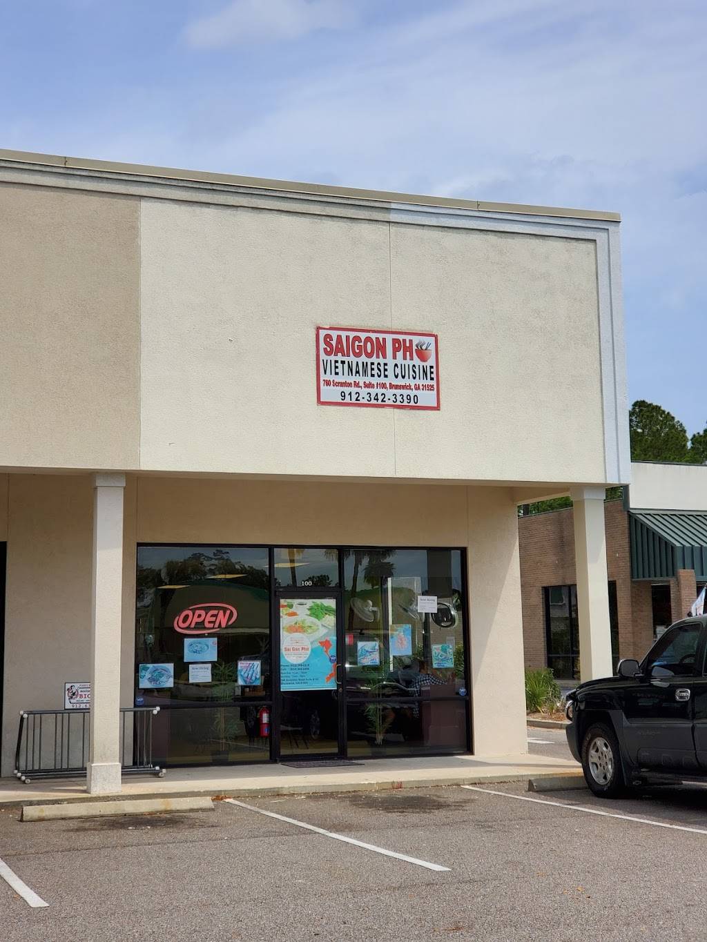 Saigon Pho | restaurant | 760 Scranton Rd Ste 100, Brunswick, GA 31525, USA | 9122892115 OR +1 912-289-2115