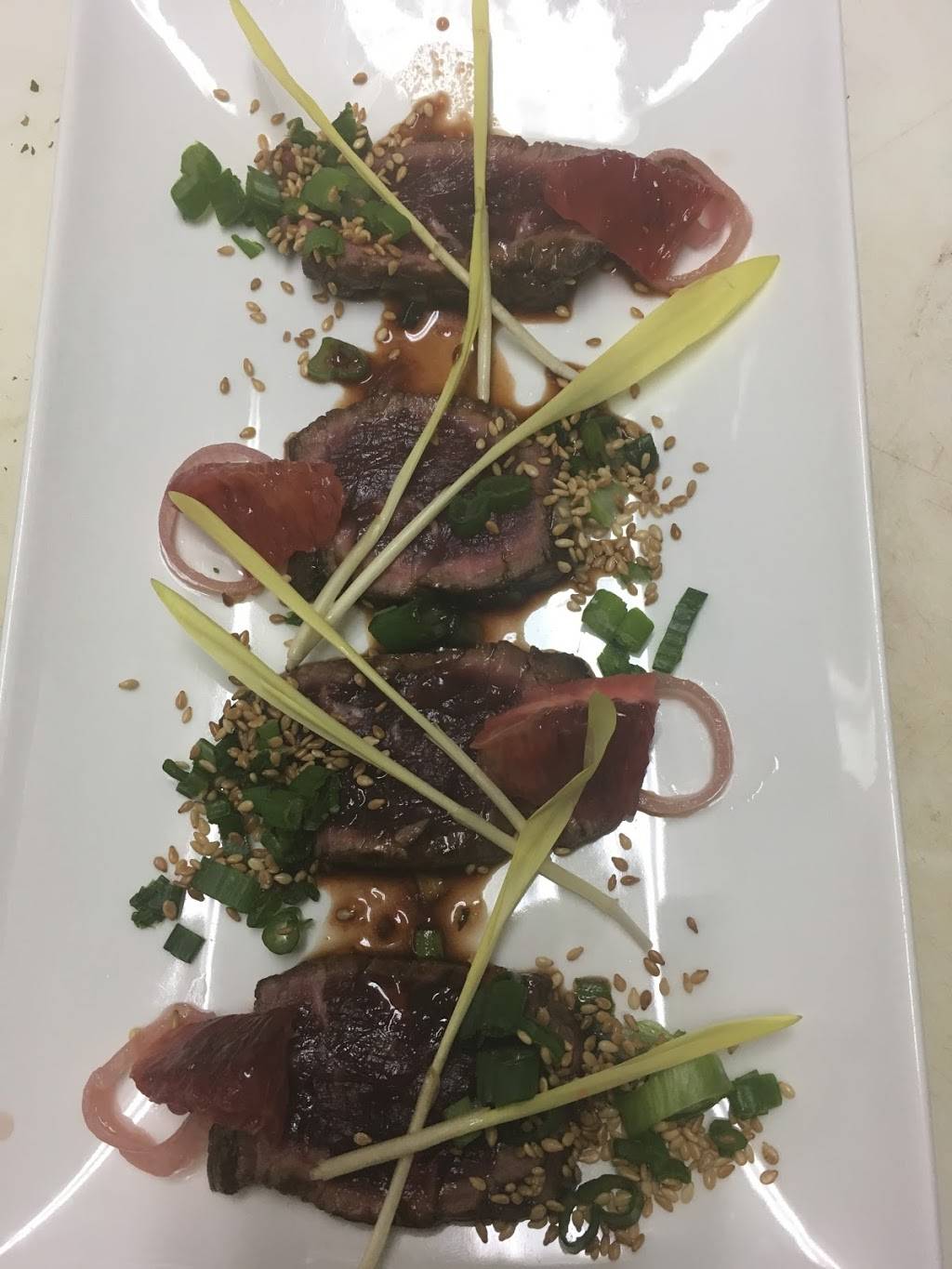 Resto Bistro Le Parissi | restaurant | 44 Rue Principale, Chénéville, QC J0V 1E0, Canada | 8194281200 OR +1 819-428-1200