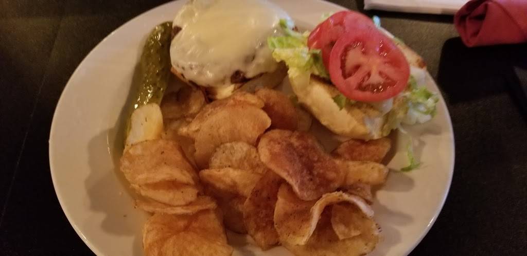 Cedar Craft & Kitchen | restaurant | 1534, 1061 Cedarwood Rd, Glenolden, PA 19036, USA | 6105377003 OR +1 610-537-7003