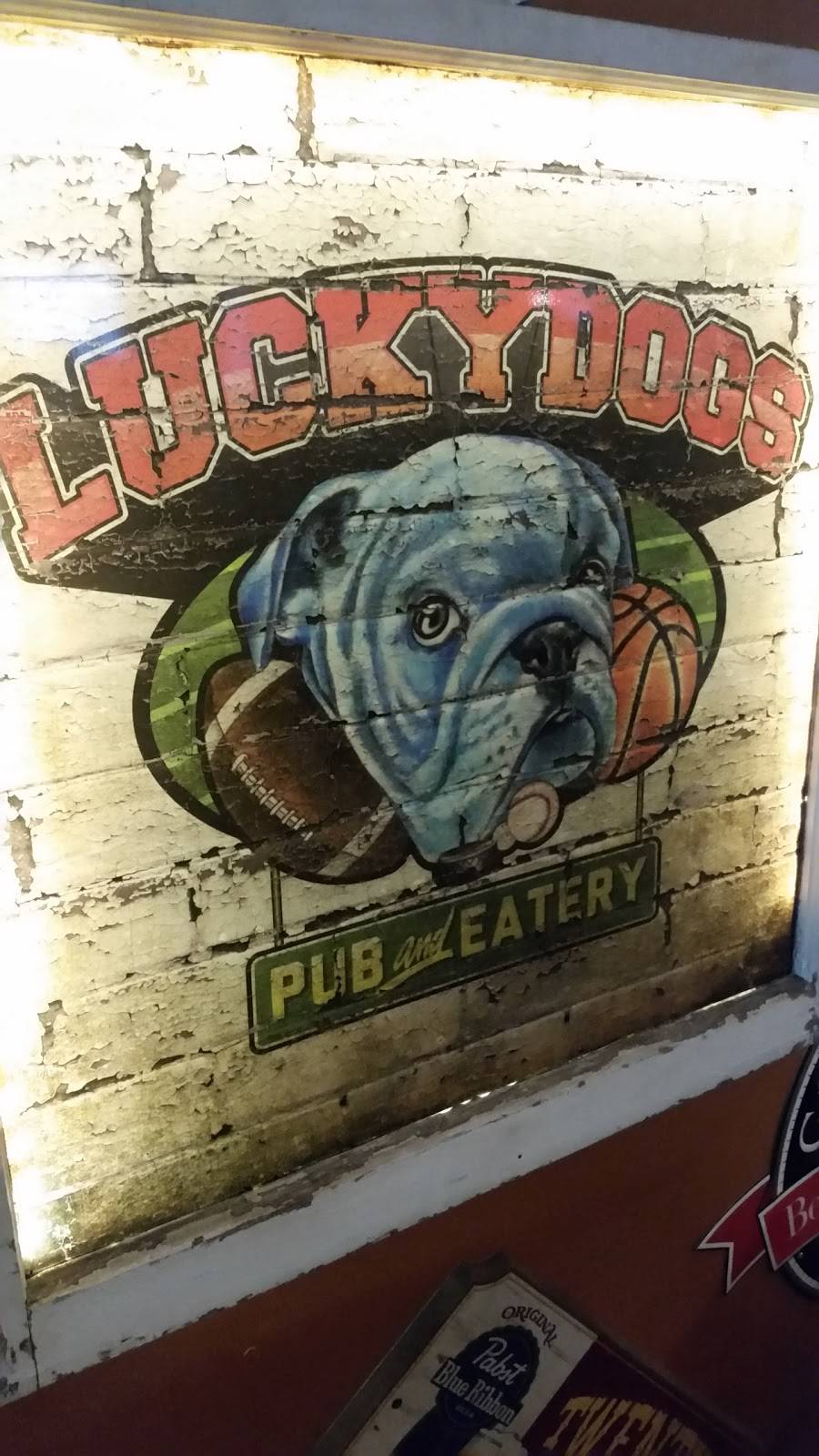 Lucky Dogs Pub & Eatery | restaurant | 701 N 4th St, Chillicothe, IL 61523, USA | 3092749999 OR +1 309-274-9999