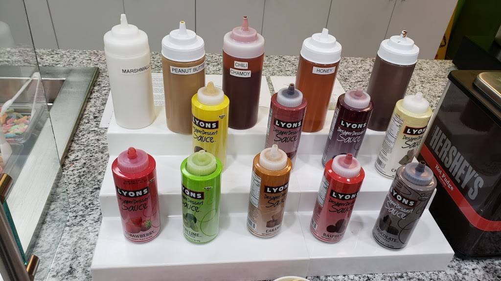 Sweet Frog Premium Frozen Yogurt | restaurant | 3148 State Hwy 161 Suite 440, Grand Prairie, TX 75052, USA | 9726393787 OR +1 972-639-3787