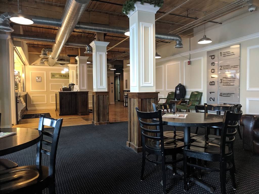 Baggs Square Cafe | restaurant | 421 Broad St, Utica, NY 13501, USA | 3157905724 OR +1 315-790-5724