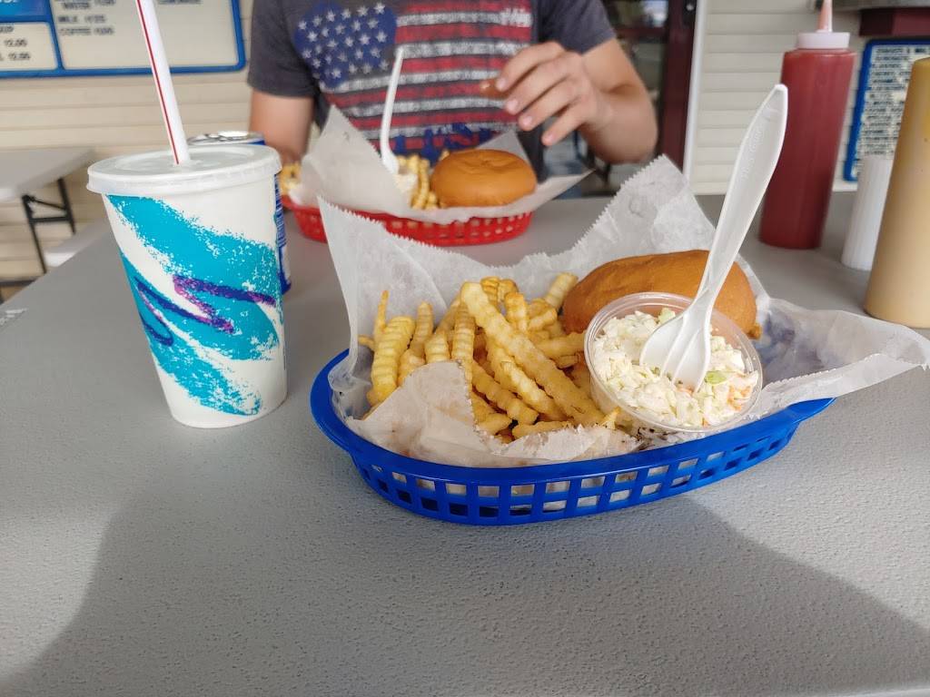 Lake Dexter Drive In | restaurant | 3608 State Rd 80, Pittsville, WI 54466, USA | 7156973483 OR +1 715-697-3483