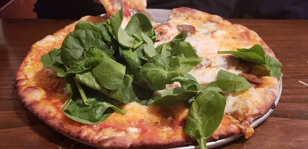 Crown Pizza | restaurant | 5535 Calder Ave, Beaumont, TX 77706, USA | 4098999550 OR +1 409-899-9550