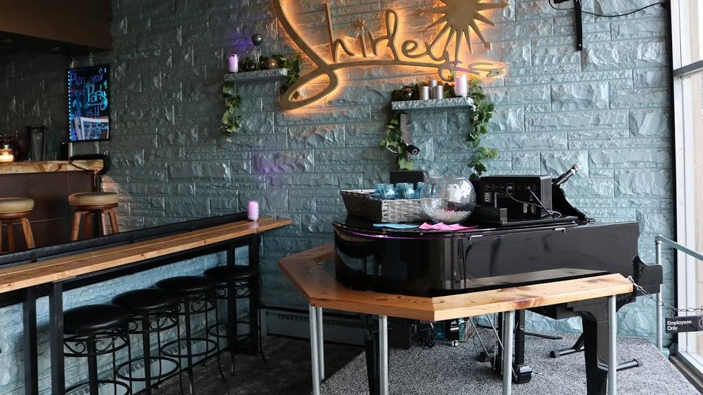 Shirleys Piano Bar | restaurant | 104 N Cook St, Barrington, IL 60010, USA | 2242088409 OR +1 224-208-8409
