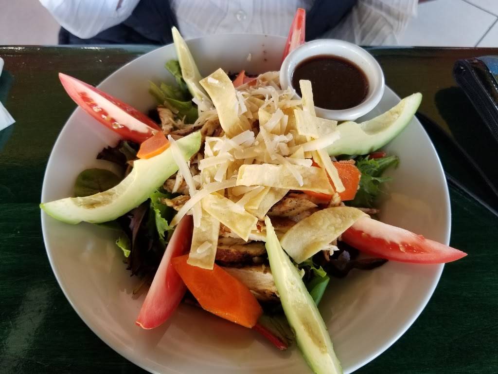 Guakamoles | restaurant | 1281 Plaza Cir, West Palm Beach, FL 33404, USA | 5617999355 OR +1 561-799-9355