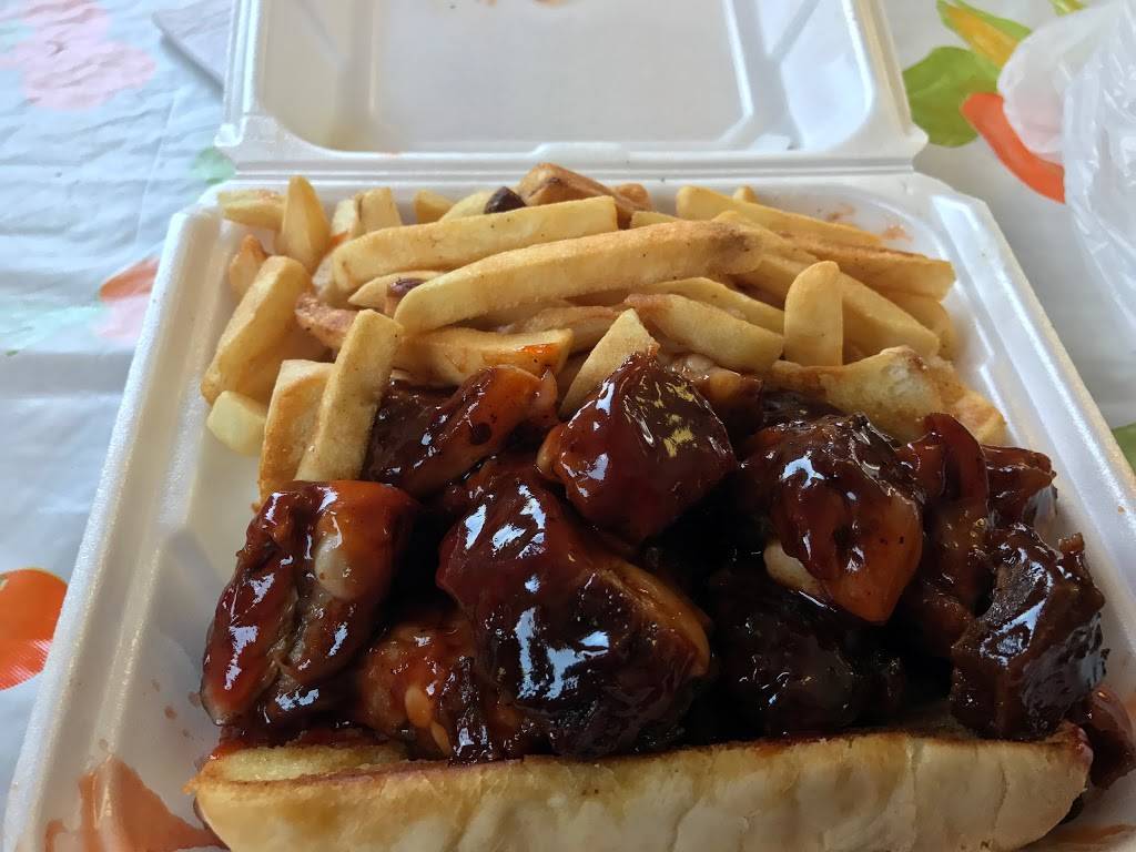 Smoke House Barbecue | restaurant | 432 Harrison Avenue Rockford Illinois 61102, Rockford, IL 61104, USA | 8159625512 OR +1 815-962-5512