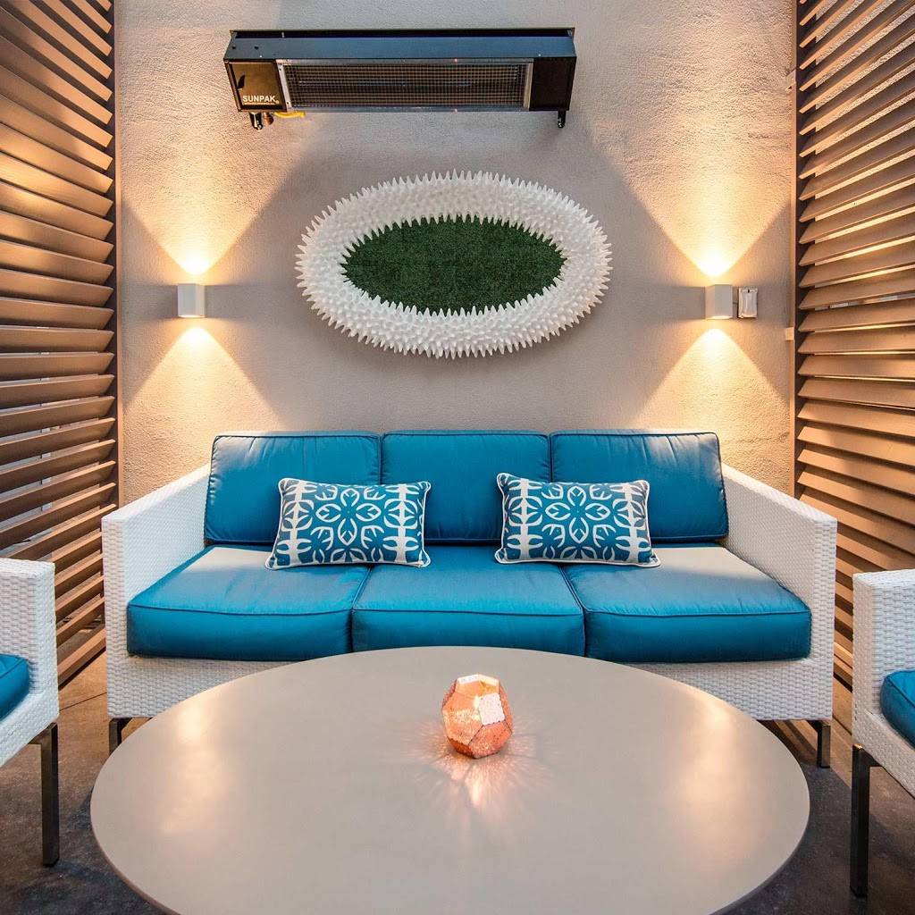 Mosaic Hotel | restaurant | 125 S Spalding Dr, Beverly Hills, CA 90212, USA | 3102780303 OR +1 310-278-0303