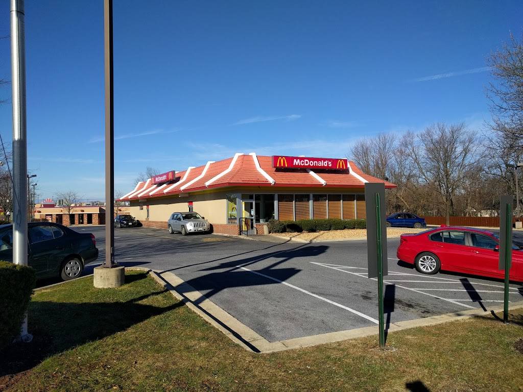 McDonalds | cafe | 1124 Berryville Ave, Winchester, VA 22601, USA | 5406671435 OR +1 540-667-1435