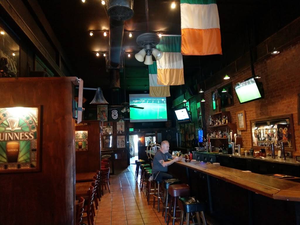 Molly Malones Irish Pub | restaurant | 575 S Fairfax Ave, Los Angeles, CA 90036, USA | 3239351577 OR +1 323-935-1577