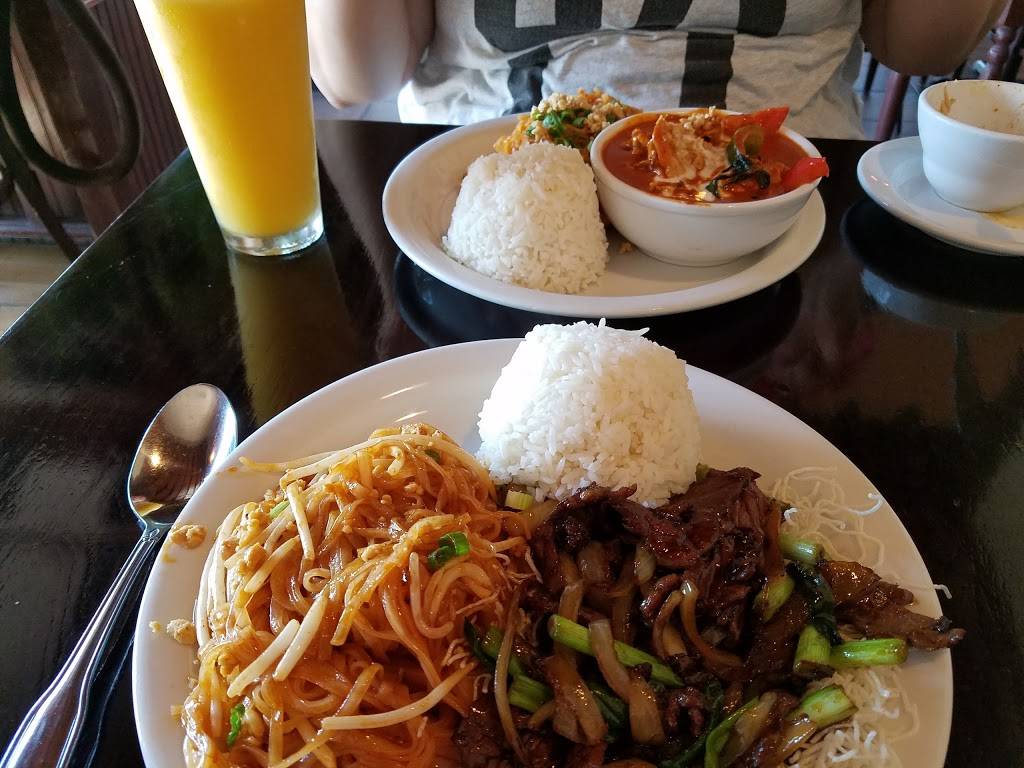 Royal Thai Bistro | restaurant | 2045 Mildred St W, Tacoma, WA 98466, USA | 2535649409 OR +1 253-564-9409