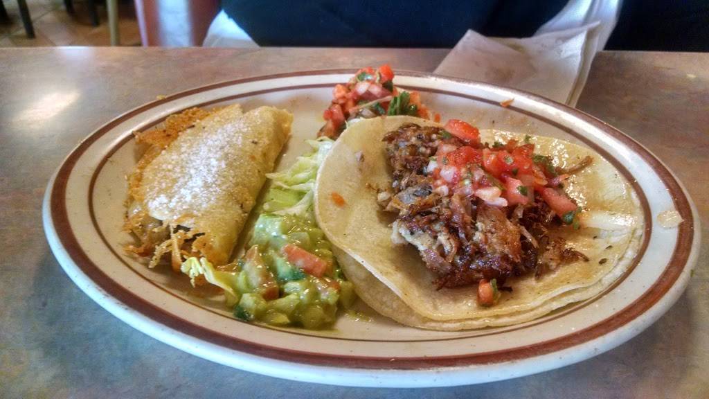 Taqueria Guadalajara | restaurant | 6 W Court St, Woodland, CA 95695, USA | 5306680628 OR +1 530-668-0628