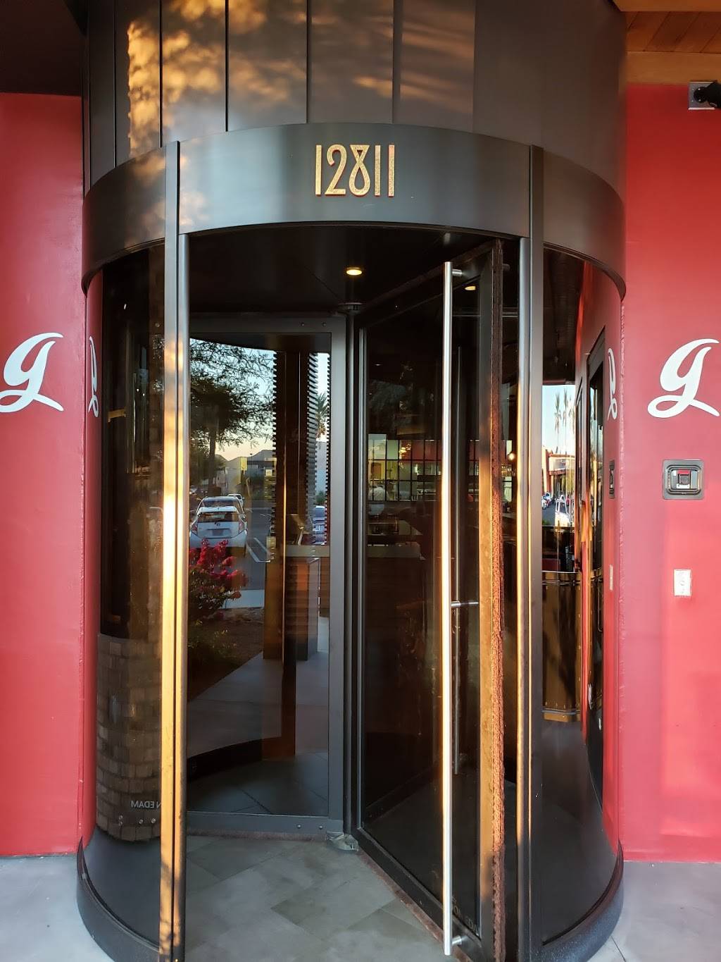 Giordanos | restaurant | 12811 N Tatum Blvd, Phoenix, AZ 85032, USA | 4806668160 OR +1 480-666-8160