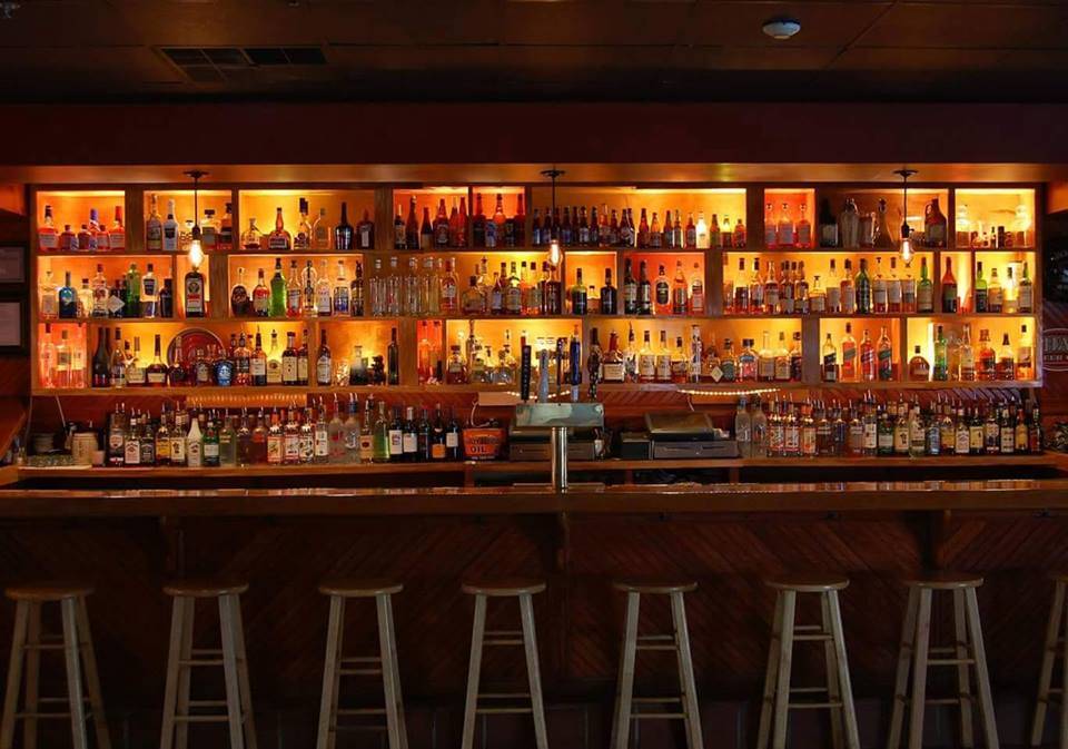 Crossroads Bar and Grille | restaurant | 3120 N Triphammer Rd, Lansing, NY 14882, USA | 6075337803 OR +1 607-533-7803