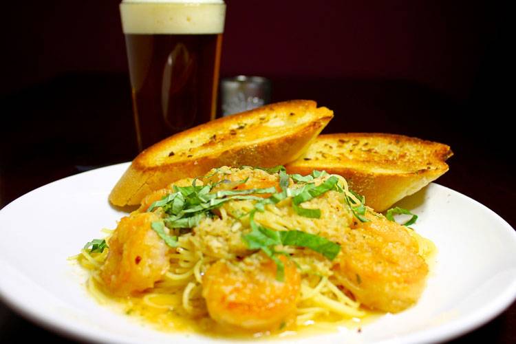 Butchs Uptown | restaurant | 63 Locke St, Haverhill, MA 01830, USA | 9788915178 OR +1 978-891-5178