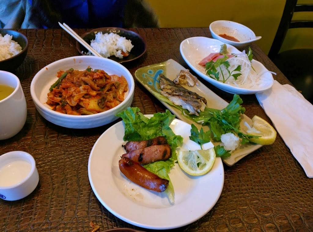 Fumi Japanese Restaurant | restaurant | 24271 Novi Rd, Novi, MI 48375, USA | 2484657100 OR +1 248-465-7100