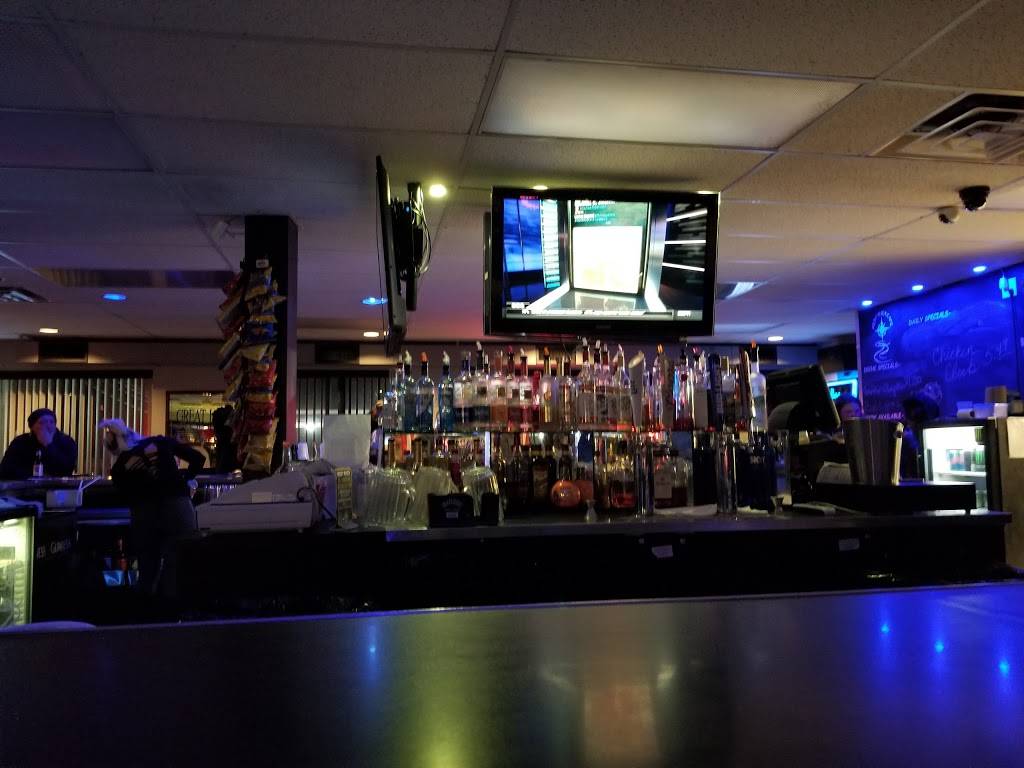 West River Cafe | restaurant | 24517 Sprague Rd, Columbia Station, OH 44028, USA | 4402352525 OR +1 440-235-2525