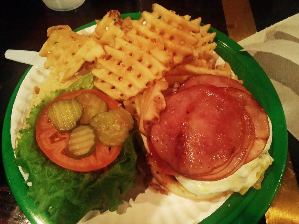 CJs Pub | restaurant | 236 S Michigan St, South Bend, IN 46601, USA | 5742335981 OR +1 574-233-5981