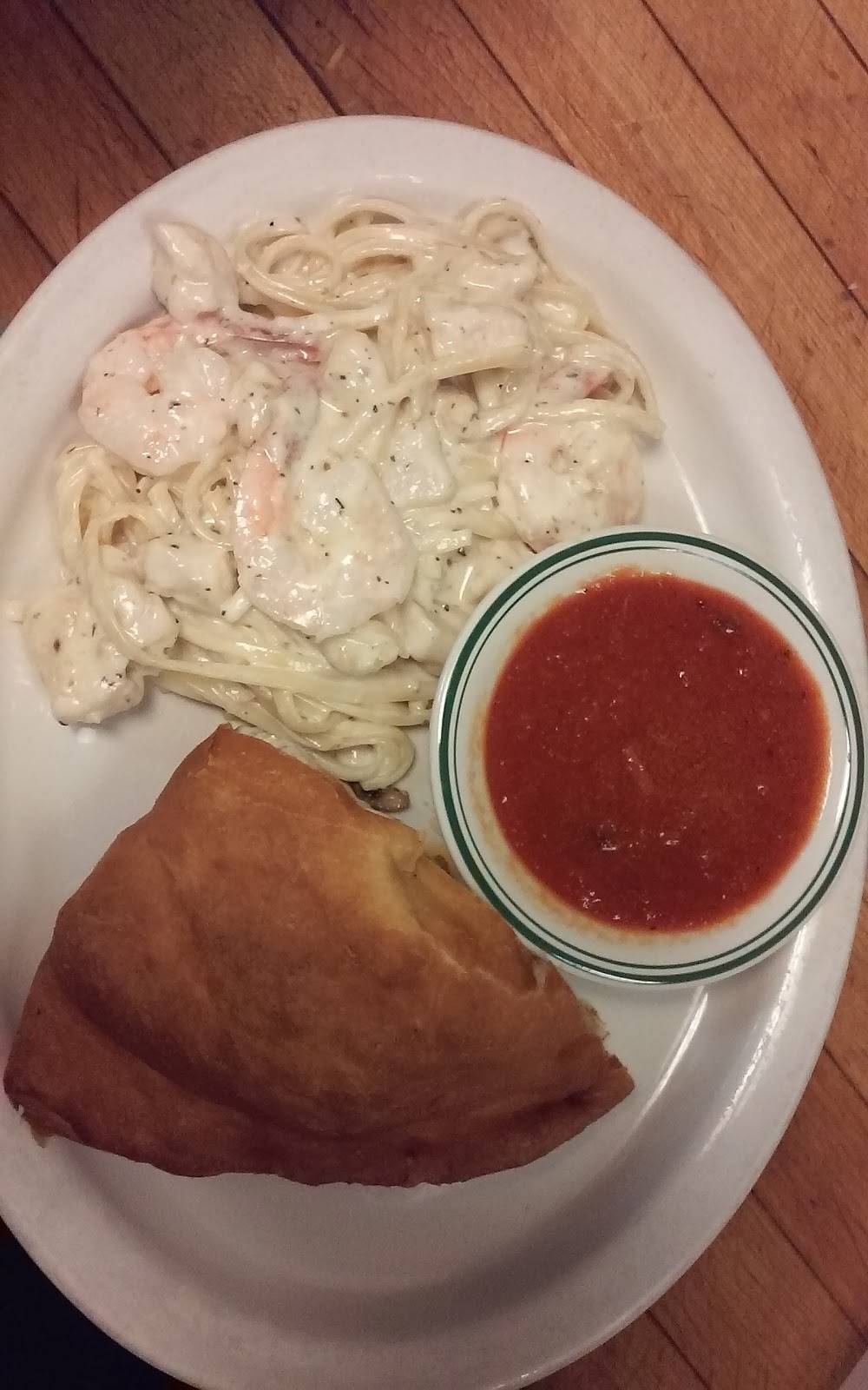 Angelas Italian Restaurant | restaurant | 5251 N Blackstone Ave, Fresno, CA 93710, USA | 5593745390 OR +1 559-374-5390