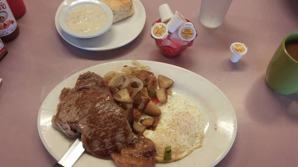 Happy Hen Diner | restaurant | 3020 Santa Rosa Ave, Santa Rosa, CA 95407, USA | 7075951484 OR +1 707-595-1484