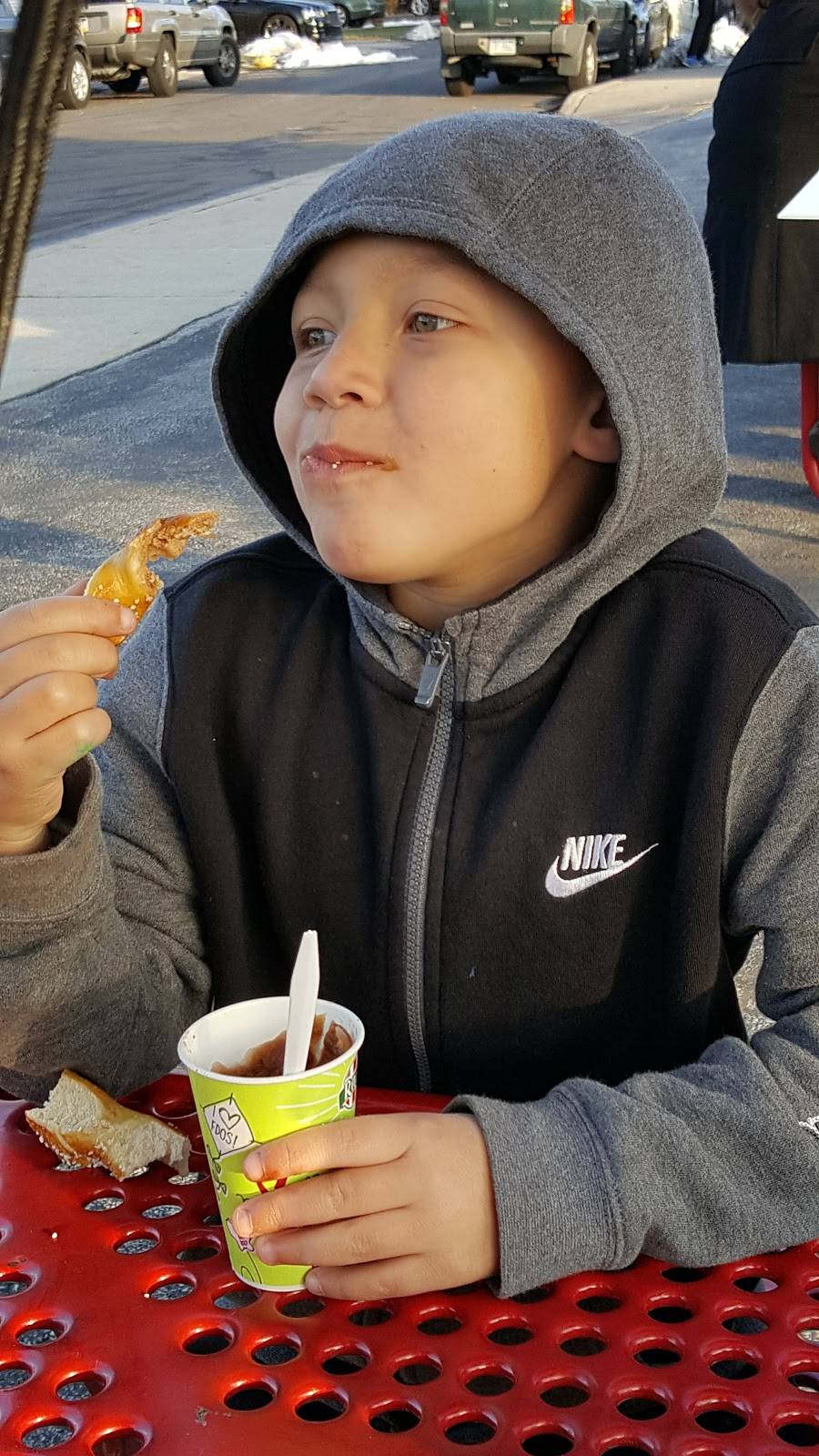 Ritas Italian Ice & Frozen Custard | restaurant | 1550 MacDade Boulevard, Folsom, PA 19033, USA | 6105867330 OR +1 610-586-7330