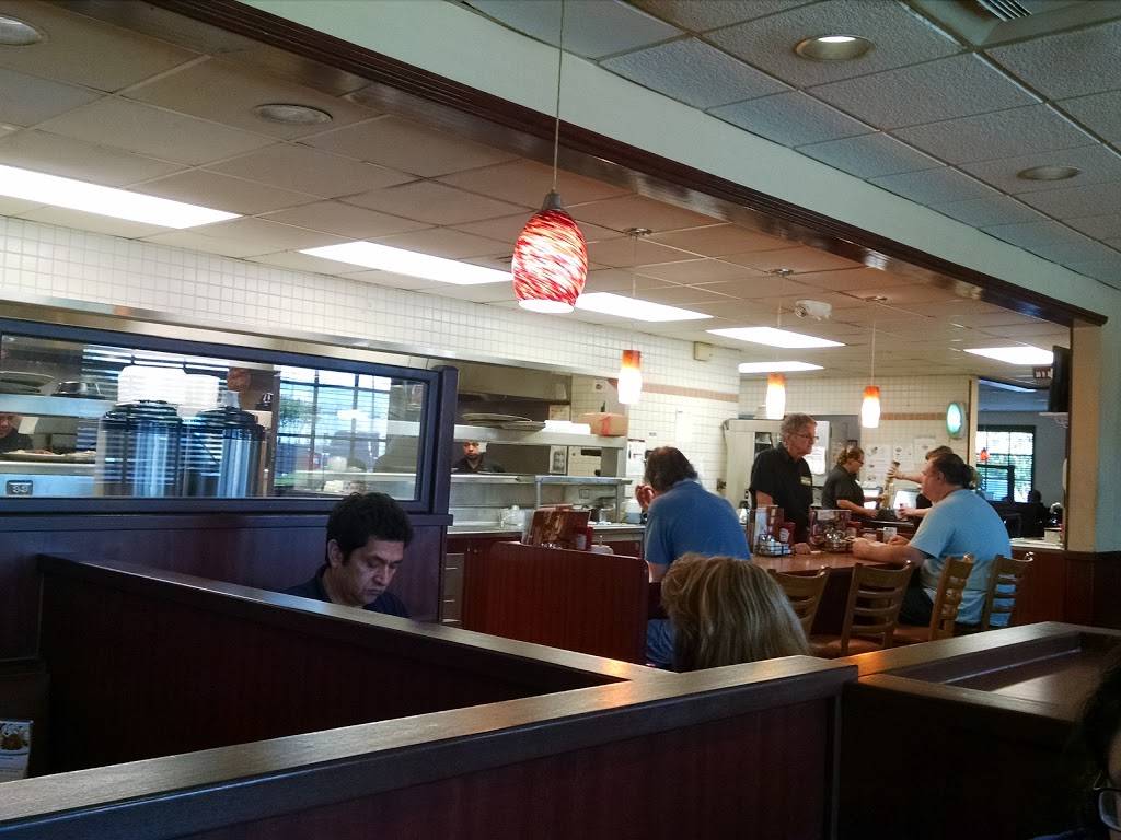 Dennys | restaurant | 13031 Fm 1960 W, Houston, TX 77065, USA | 2818978050 OR +1 281-897-8050