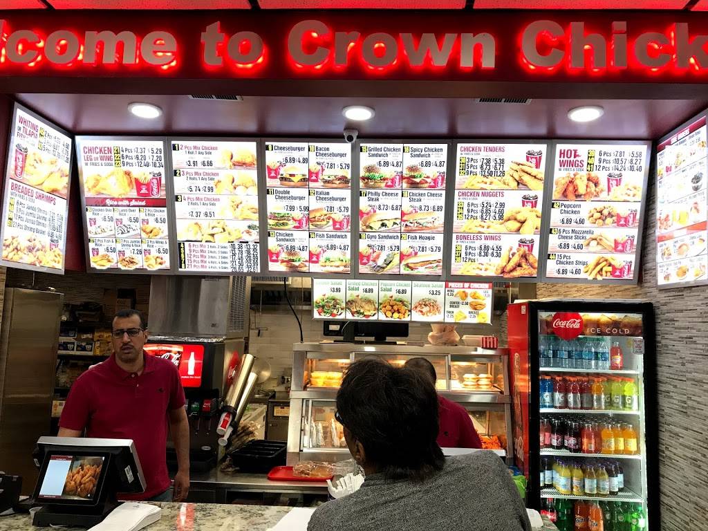 Crown Fried Chicken | restaurant | 2201 N Broad St, Philadelphia, PA 19132, USA | 2152322800 OR +1 215-232-2800