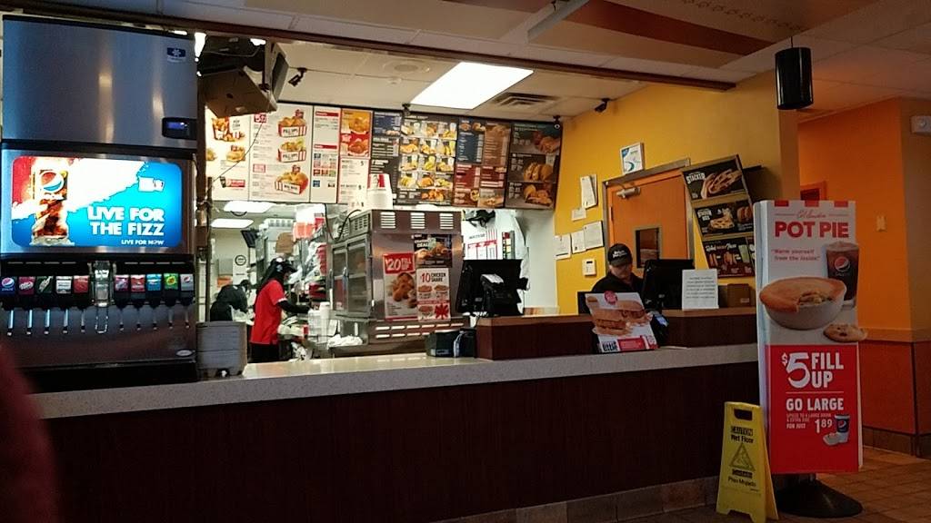 Taco Bell | meal takeaway | 163 Cambridge Rd, Woburn, MA 01801, USA | 7819354430 OR +1 781-935-4430