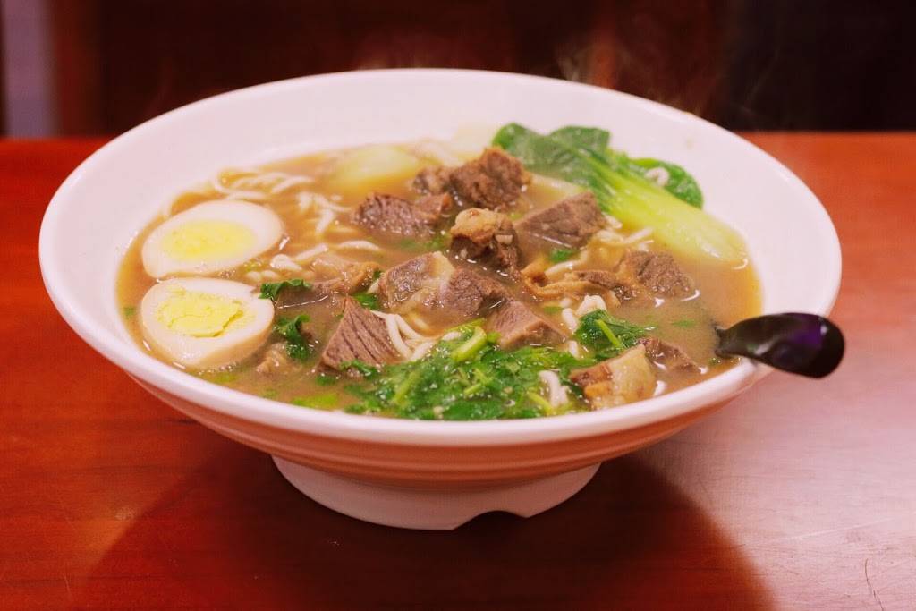 Kingwuu（精武鸭脖） | restaurant | 18230 E Valley Hwy #135, Kent, WA 98032, USA | 2066782132 OR +1 206-678-2132