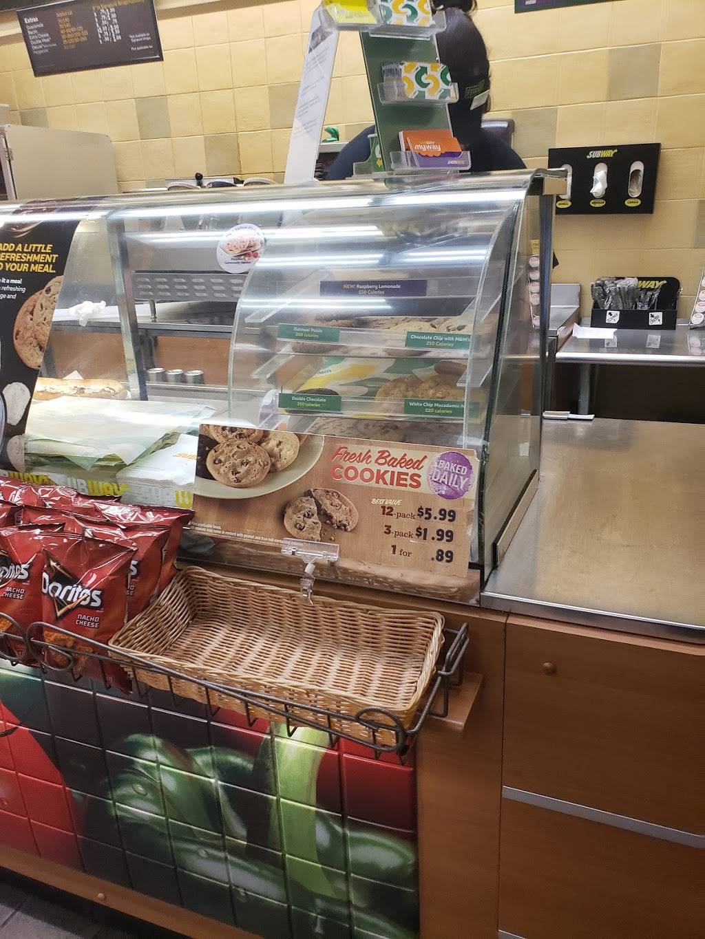 Subway | restaurant | 20 Sconticut Neck Rd, Fairhaven, MA 02719, USA | 5089912344 OR +1 508-991-2344