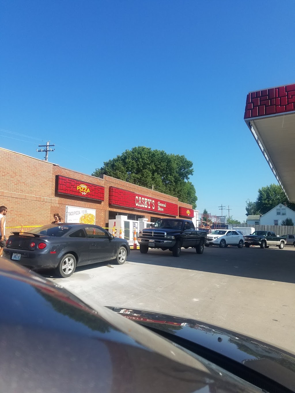 Caseys | meal takeaway | 1601 N Missouri Ave, Marceline, MO 64658, USA | 6603762237 OR +1 660-376-2237