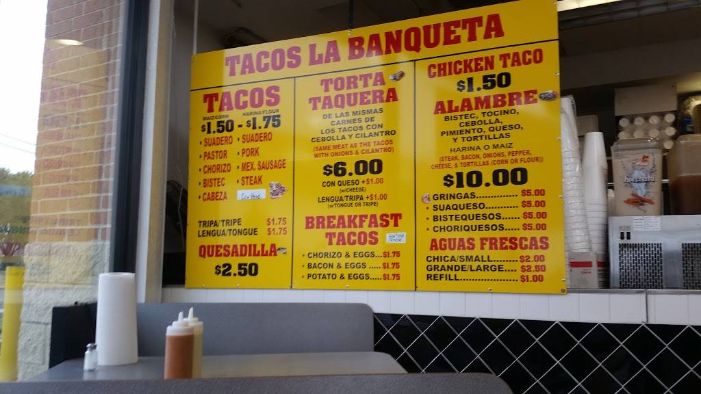 Tacos La Banqueta | restaurant | 2007 Southeast Pkwy, Arlington, TX 76018, USA | 6822761577 OR +1 682-276-1577