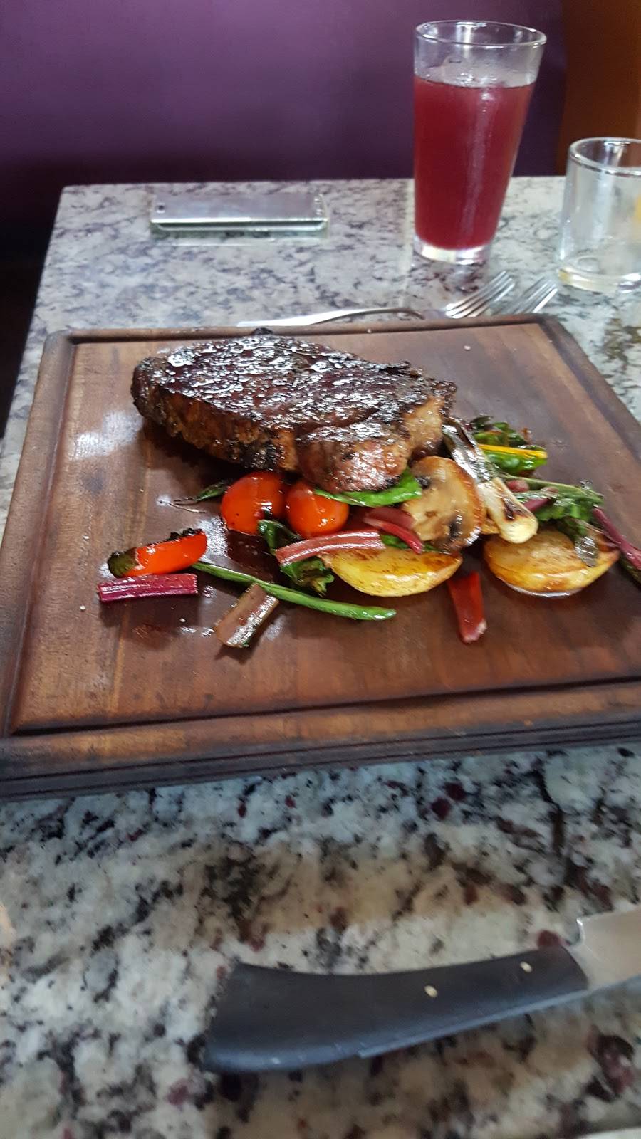 Manzanilla | restaurant | Av. Teniente José Azueta 139, Zona Centro, 22800 Ensenada, B.C., Mexico | 016461757073 OR +52 646 175 7073