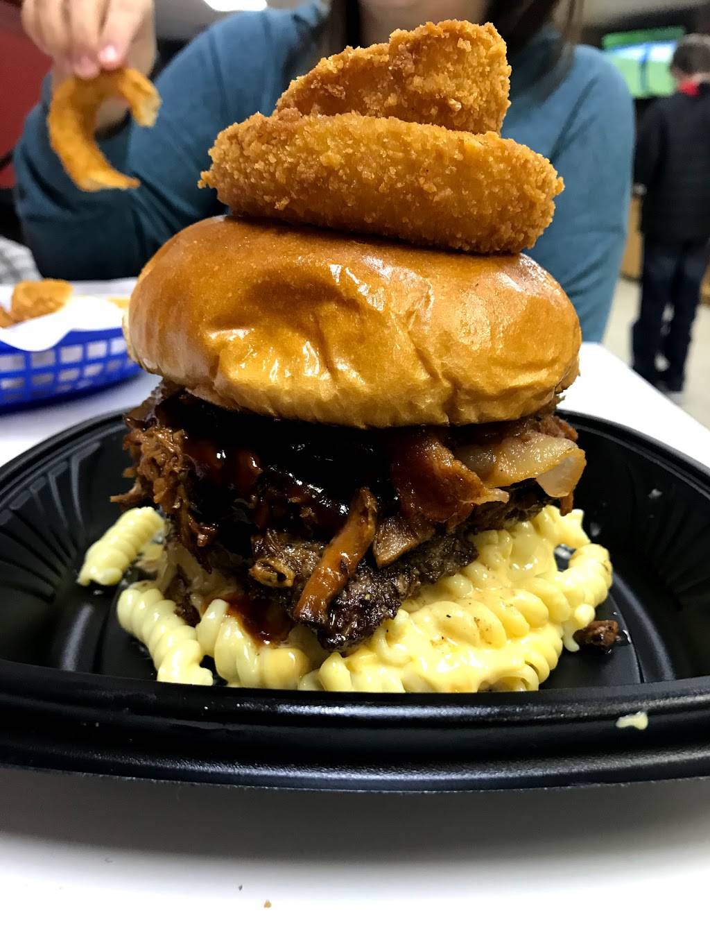 Franks On 1st | restaurant | 13 W 1st St, Hinsdale, IL 60521, USA | 6303235870 OR +1 630-323-5870