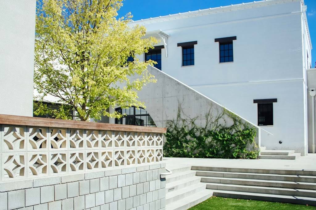 Howells Kitchen and Bar | restaurant | 1962 Howell Mill Rd #100, Atlanta, GA 30318, USA | 4045652221 OR +1 404-565-2221