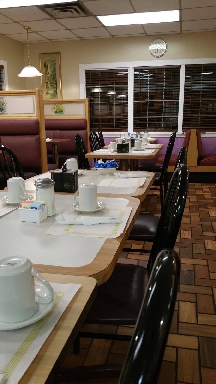 Bendix | restaurant | 1529 Miami St, South Bend, IN 46613, USA | 5742327688 OR +1 574-232-7688