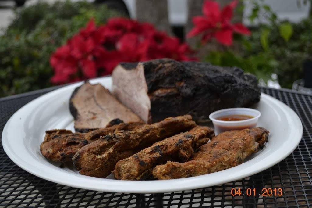 Bubbas Backyard BBQ | restaurant | 2447 N Wickham Rd #149, Melbourne, FL 32935, USA | 3214746523 OR +1 321-474-6523