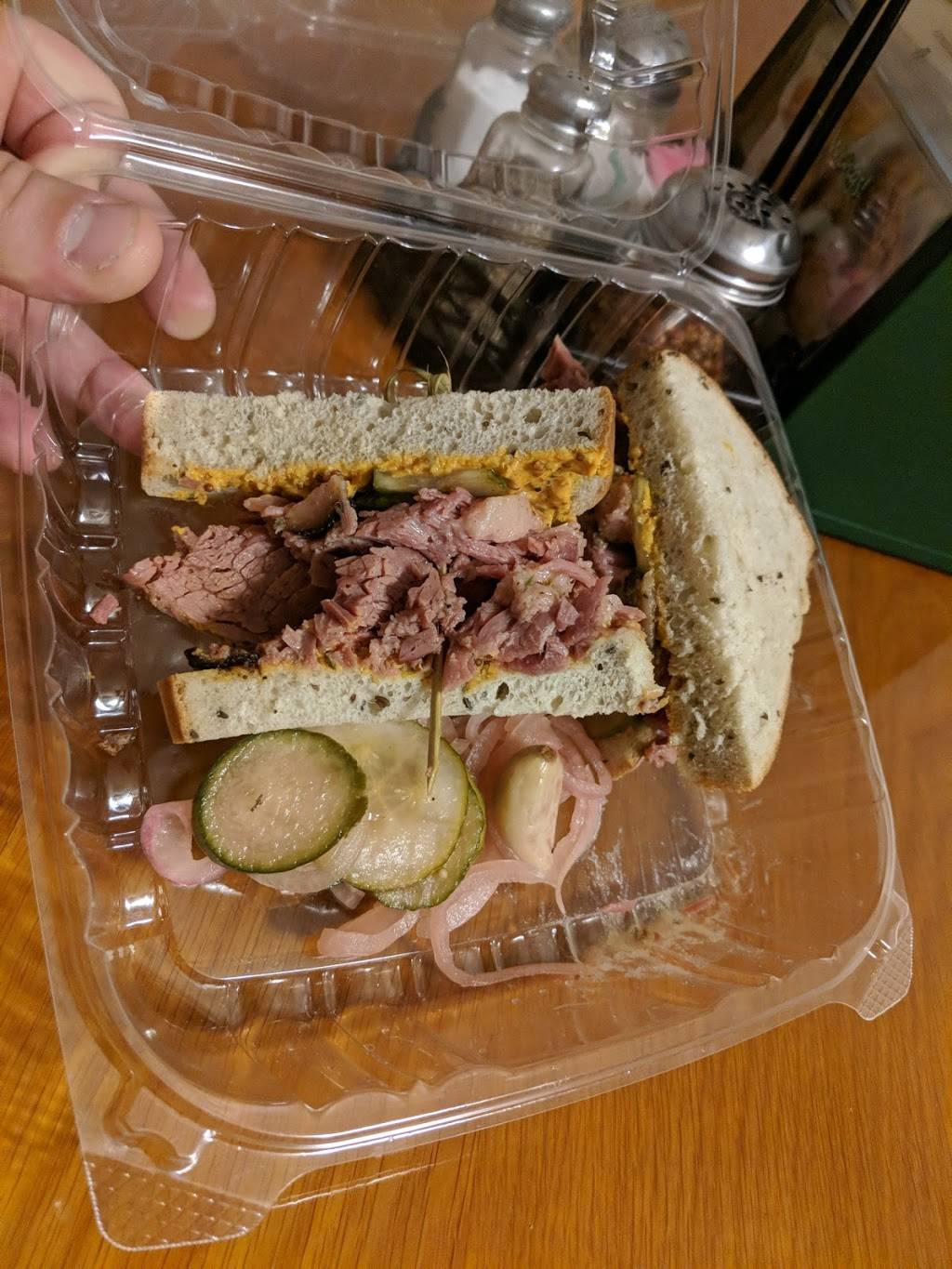 Craft Butcher And Deli | restaurant | 41 S Seminary St, Galesburg, IL 61401, USA | 3095410127 OR +1 309-541-0127